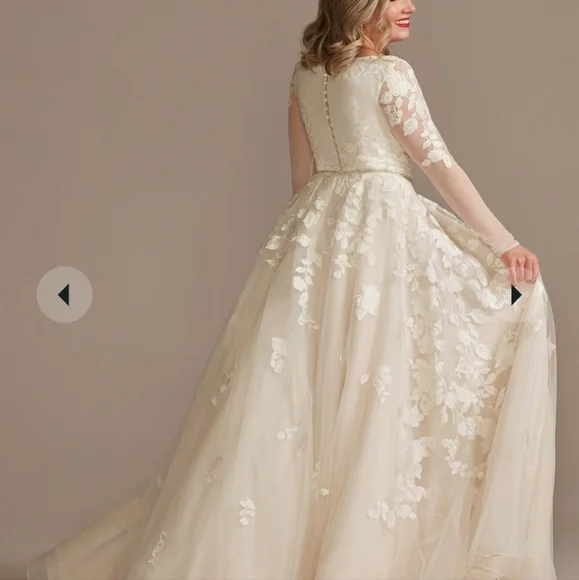 Galina Signatureillusion Long Sleeve Wedding Dress | Color: Red | Size: 16w | Sabrinafourn439's Closet Galina Signatureillusion Long Sleeve Wedding Dress | Color: Red | Size: 16w | Sabrinafourn439's Closet